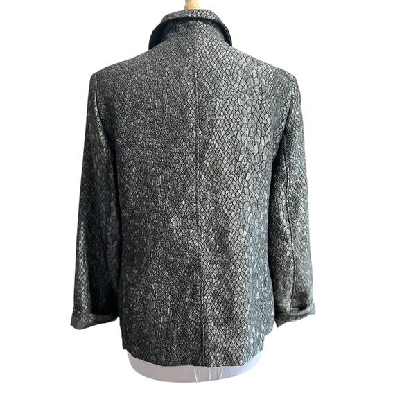 Alfred Dunner Silver Black Reptile Snake Print Embossed Metallic Jacket size 16 - Picture 5 of 6